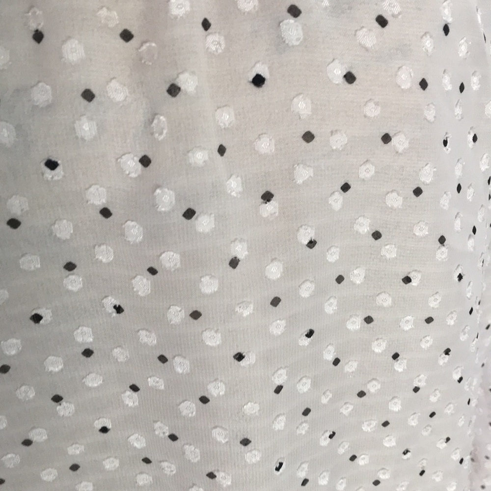 Studio M Top - Picture 4 of 5